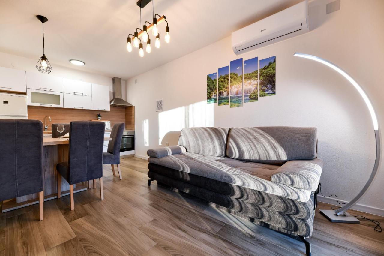Zen Promona Villa Puljane Kültér fotó